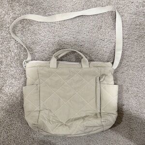 Quilted shoulder bag